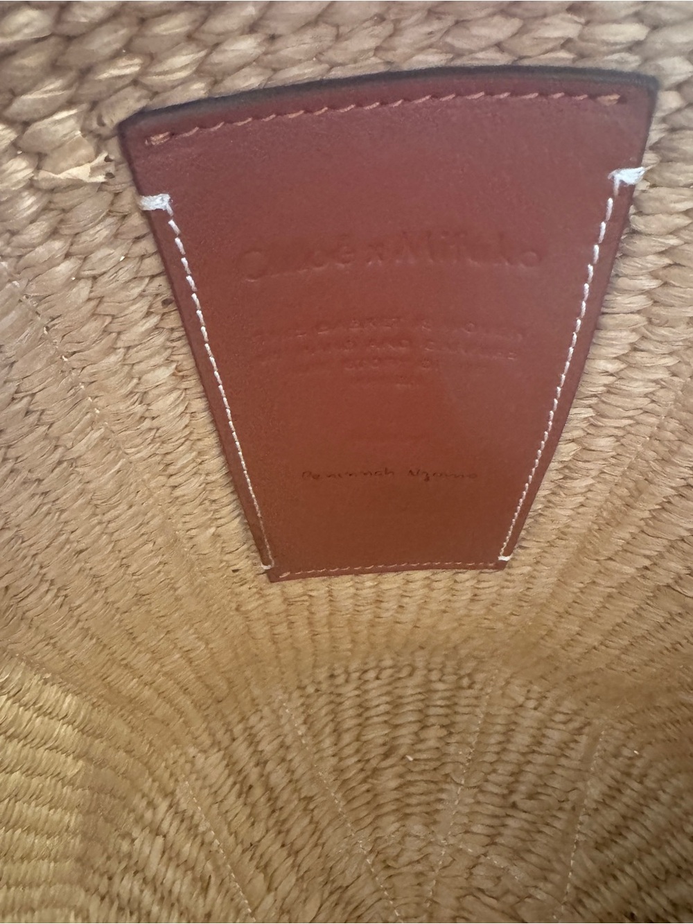 New never used Chloe woody straw bucket bag. - Picture 5 of 6
